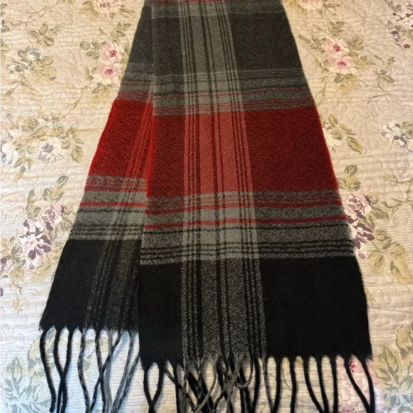 Plaid Scarf in Red and Gray - Picture 2 of 3